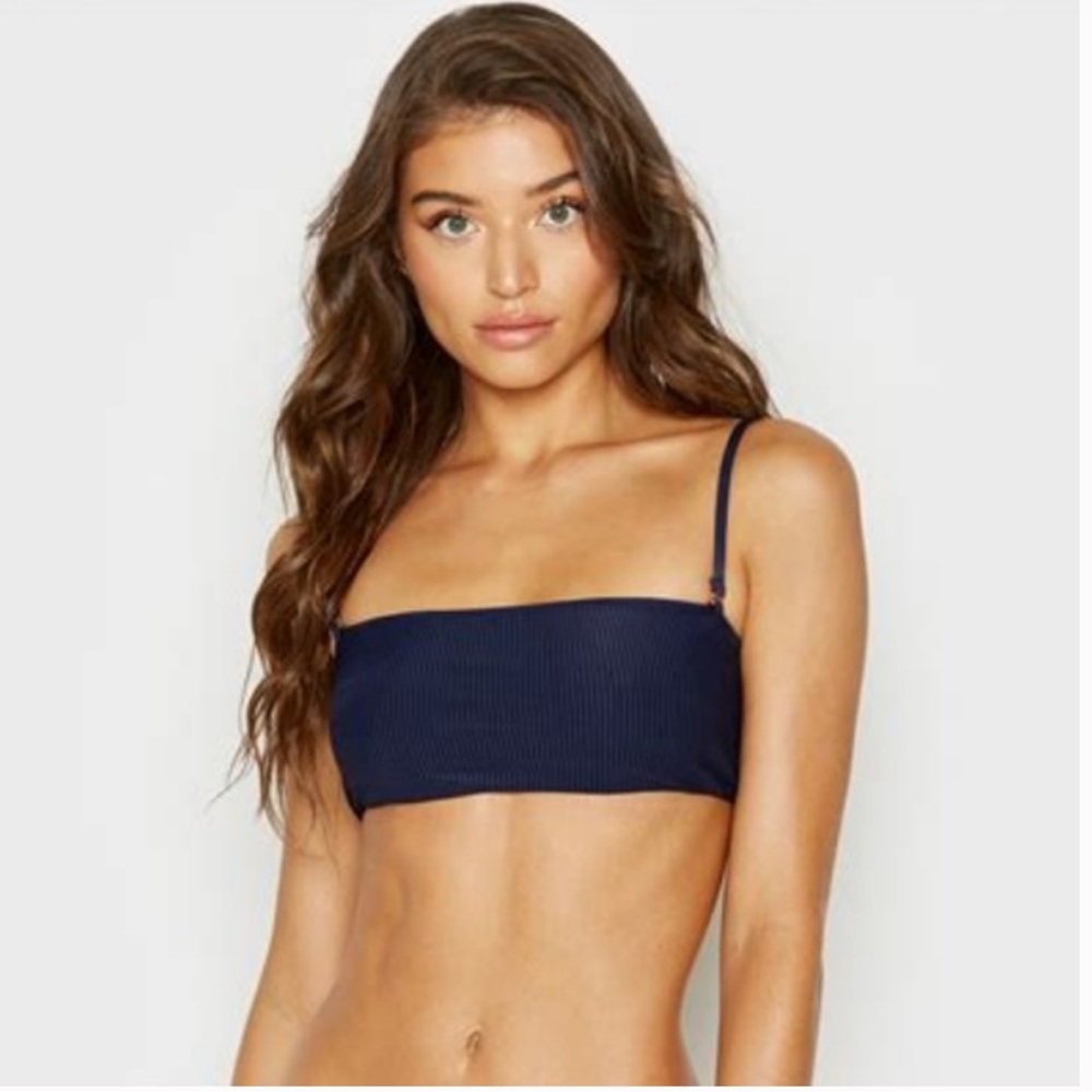 Frankie's Bikinis Bandeau Bikini Top black (no straps!!!)